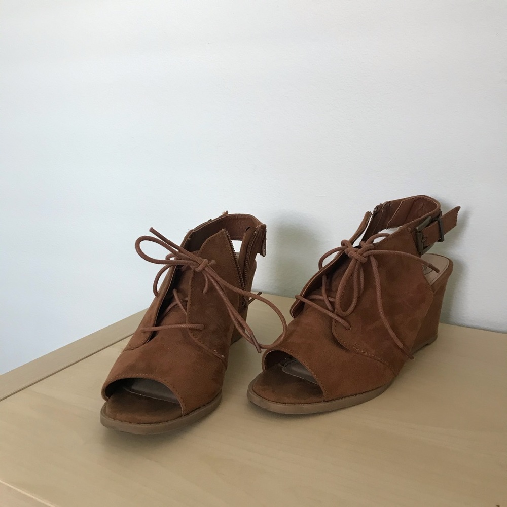 Suede SO zip up heels